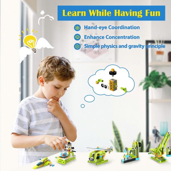 Набір різноманітних будівельних блоків